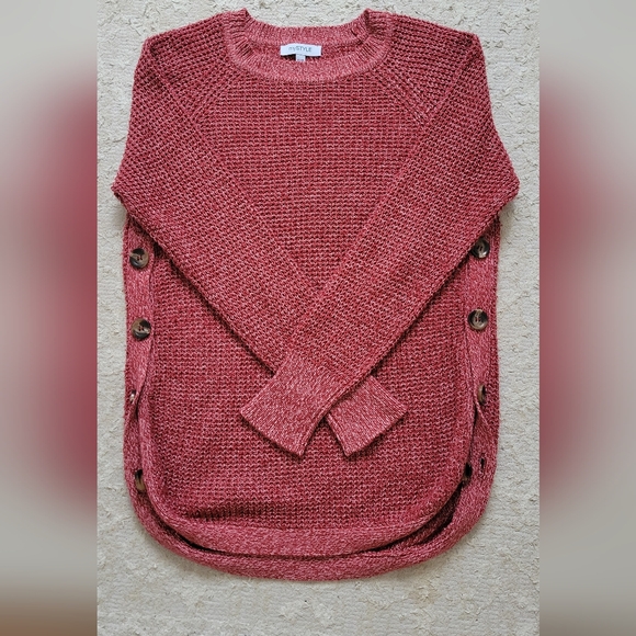 Rickis sweater - Picture 1 of 3